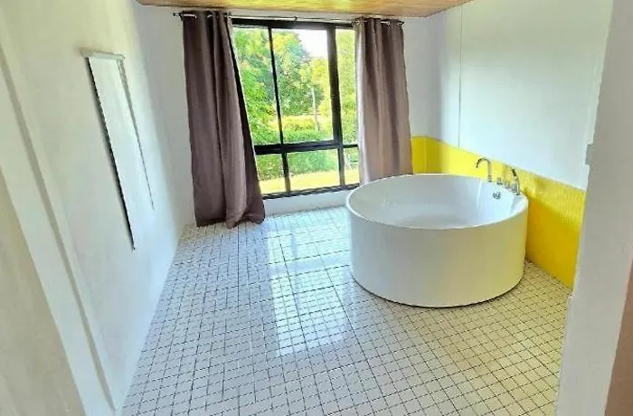 Loft Berry รีสอร์ท 3*