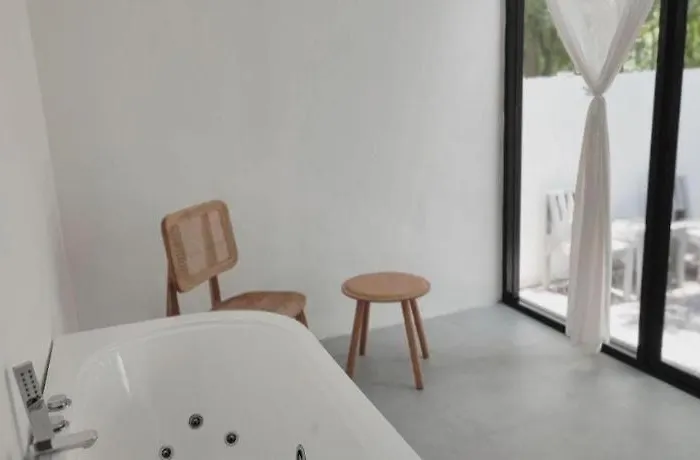 Loft Berry